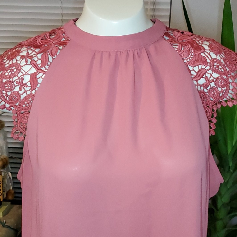EXPRESS blouse - Picture 2 of 3